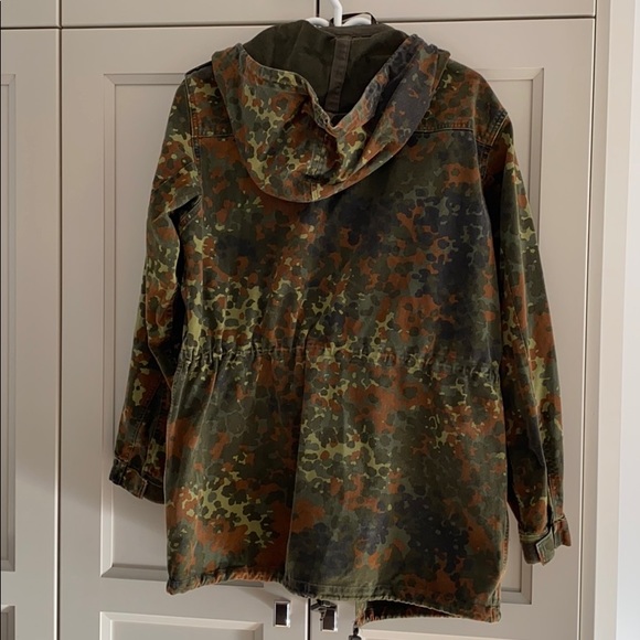 Authentic Army Coat - Picture 2 of 4